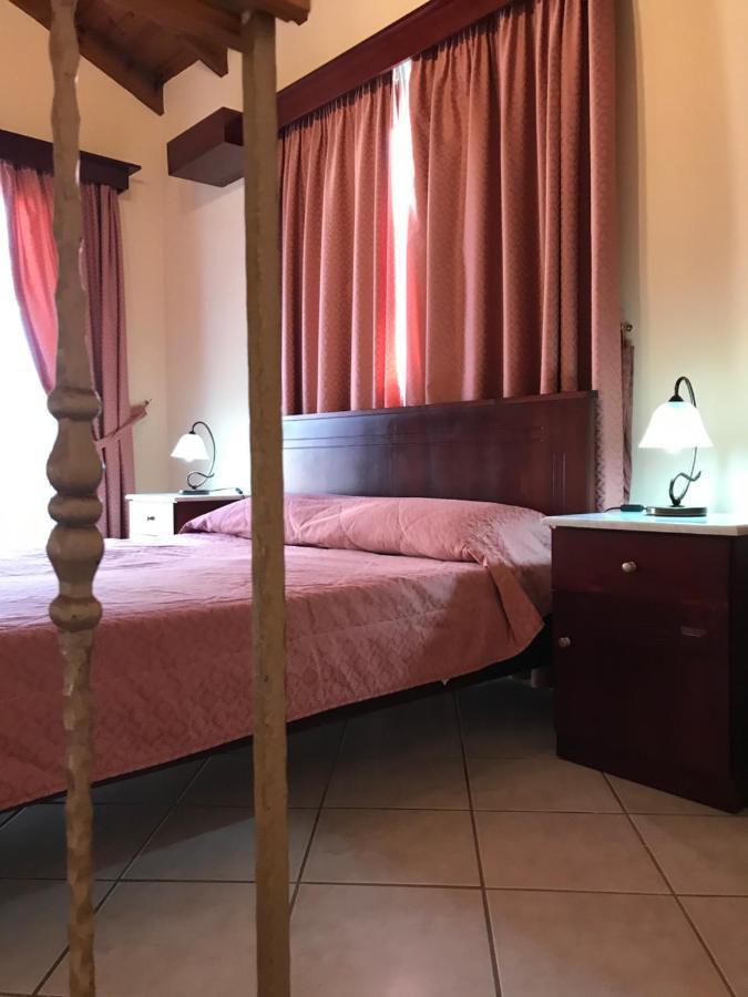L'Eremo Luxury Apartments Roda  Bagian luar foto